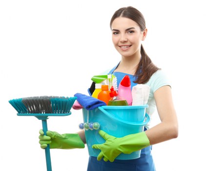 Professional cleaners readying a newly vacant SW10 home before furniture is unpacked