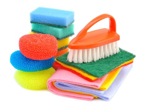 Professional hot water extraction cleaning a carpet in SW10